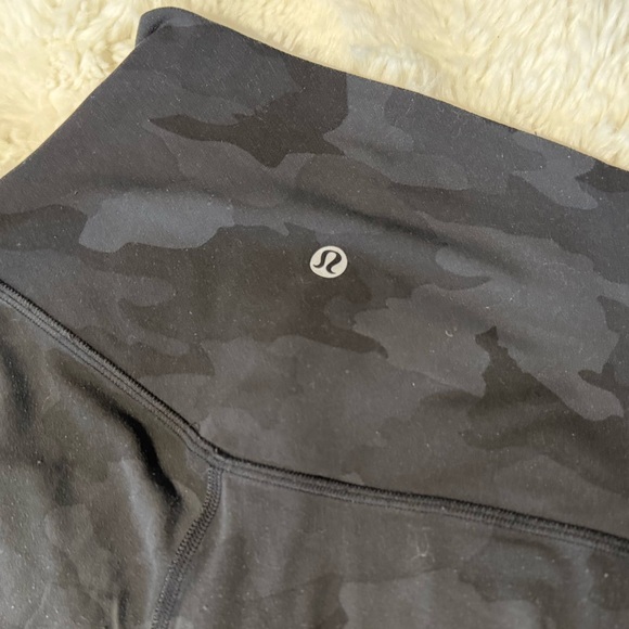 Lululemon Align Black Camouflage Leggings 31” - Picture 2 of 3